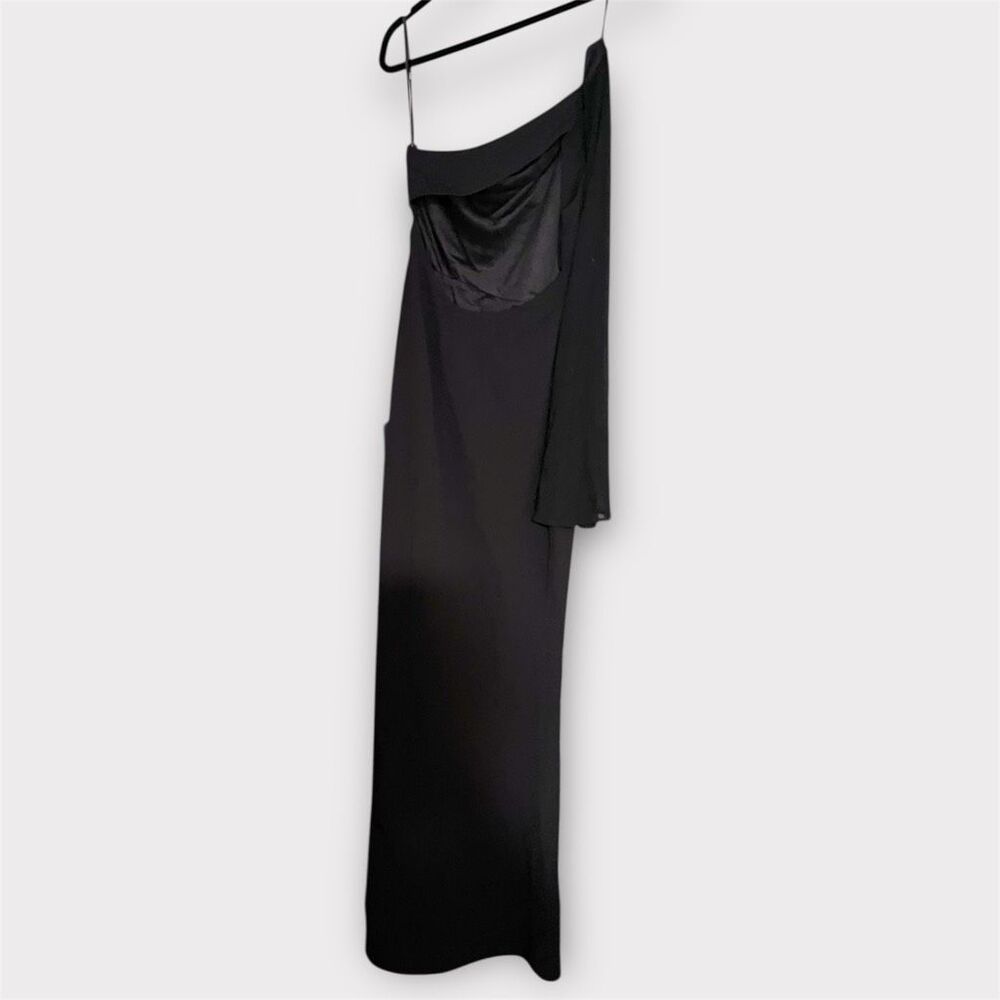 Lulus Majestic Attitude Black Cape Sleeve One-Shoulder Maxi Dress Size L NWT - Picture 6 of 9